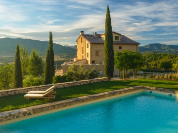 Torre del Marqués Hotel Spa & Winery - Small Luxury Hotels - Luxury Hotel in Monroyo, Aragón